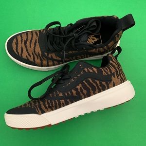 Vans ultra range unisex sneakers